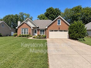 Building Photo - 807 Isaac Dr