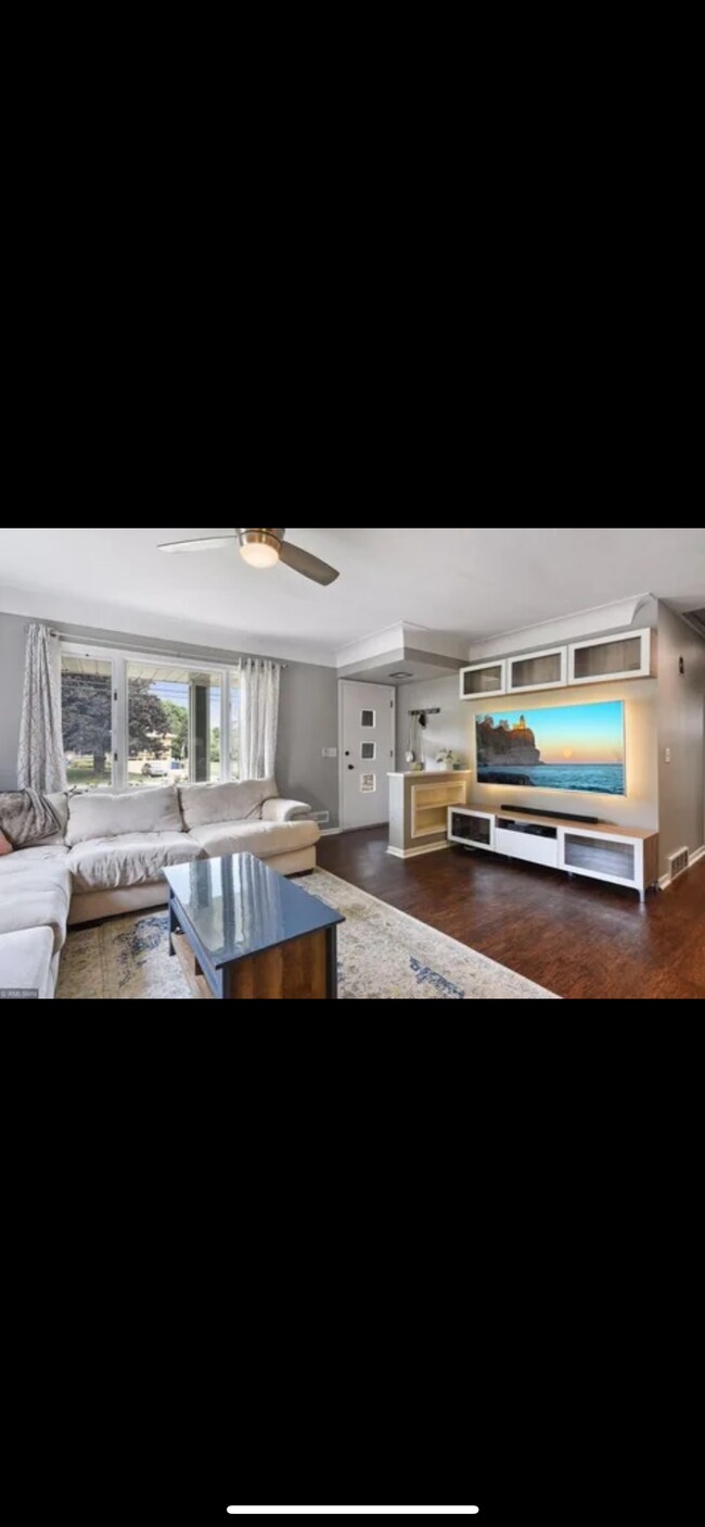Foto del edificio - 6101 Lynwood Blvd