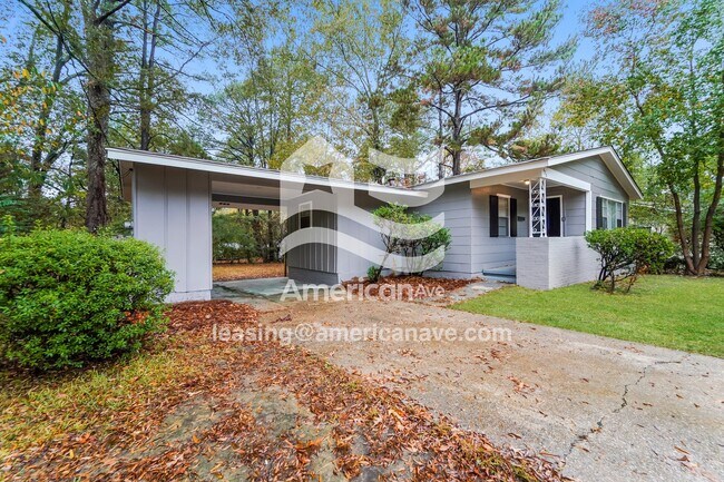 Foto del edificio - 573 N Park Ln