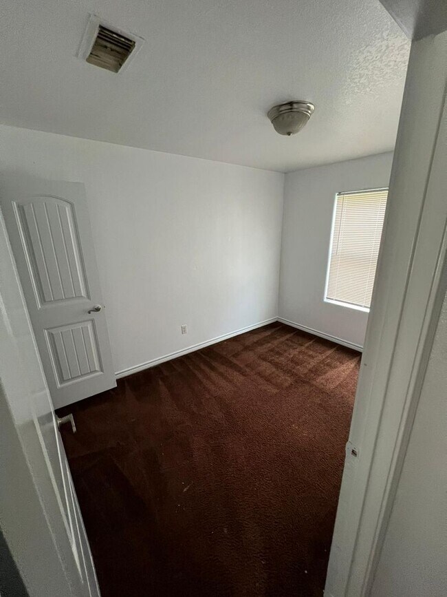 Foto del edificio - 4x2 Home in Beaumont, TX!