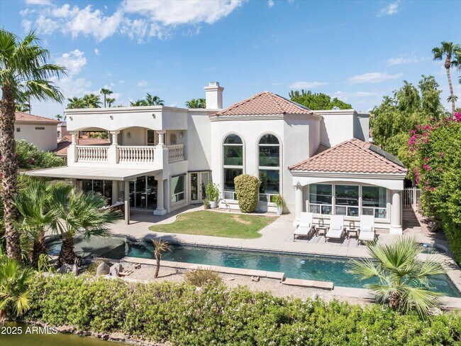 Foto del edificio - 1407 E Coral Cove Dr