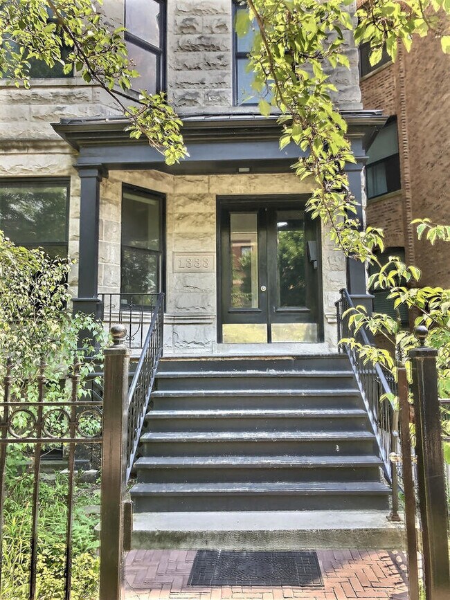 Building Photo - 1333 W Eddy St