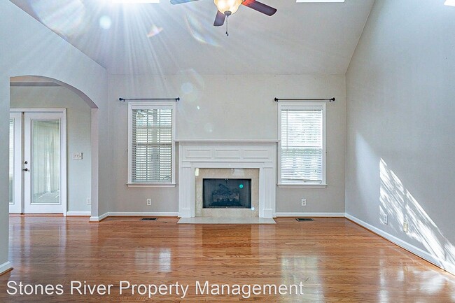 Foto del edificio - 3 br, 2.5 bath House - 702 Cason Lane