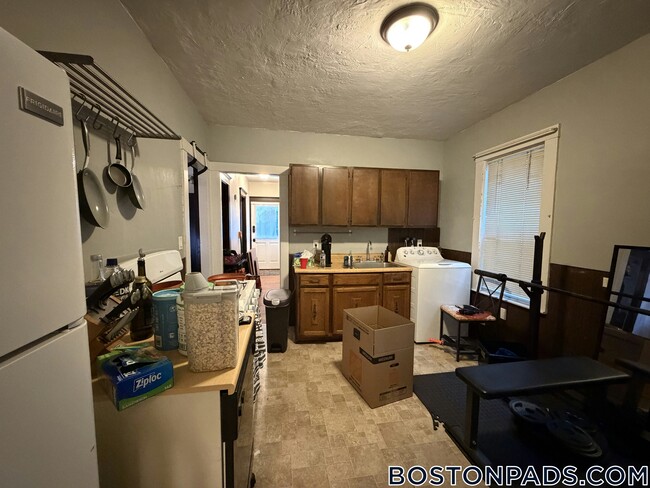 Building Photo - 113 Fresh Pond Pkwy