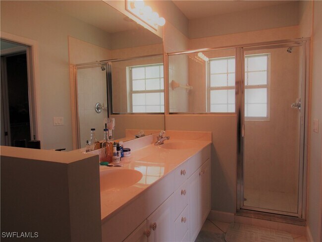 Foto del edificio - 3015 Horizon Ln