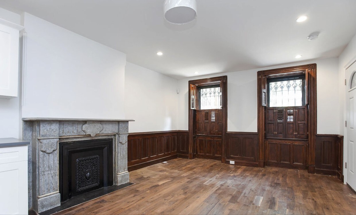 Foto principal - 303 Monroe St