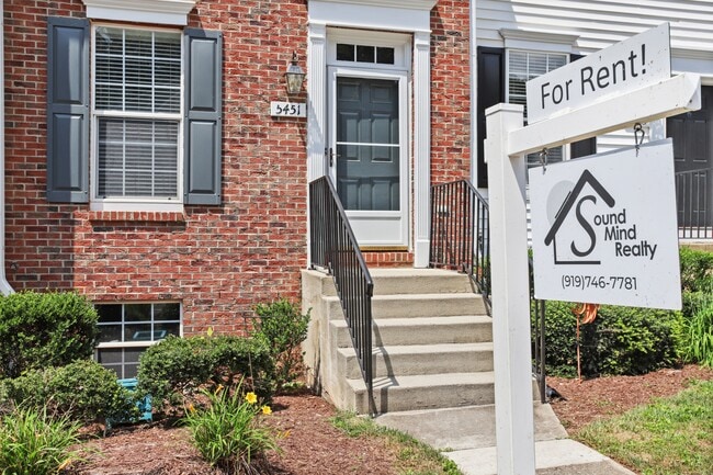 Building Photo - 5451 Crabtree Park Ct