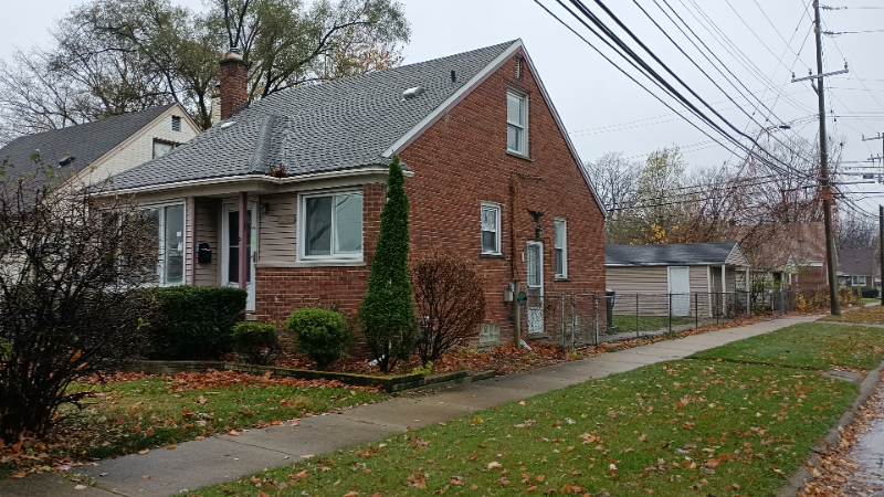 Building Photo - 12963 Woodbine Ave