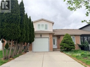 Building Photo - 622 Rummelhardt Dr