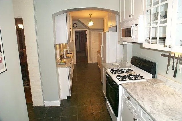 Foto del edificio - 1422 Parkwood Pl NW