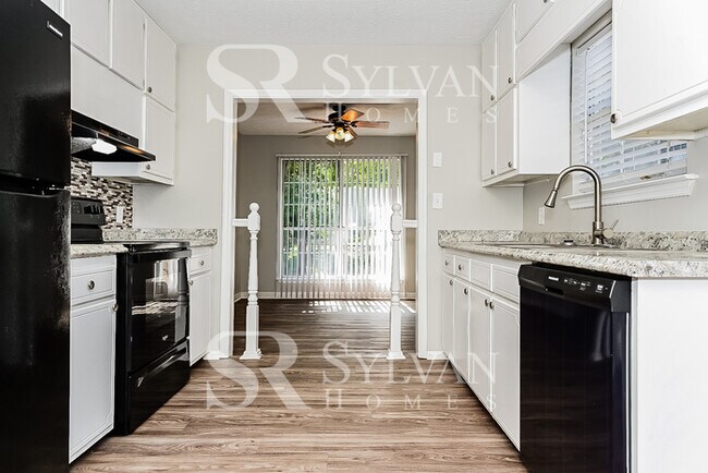 Foto del edificio - Living where You Love is Good for your Heart!