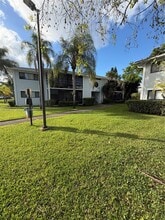 Building Photo - 823 NE 199th St