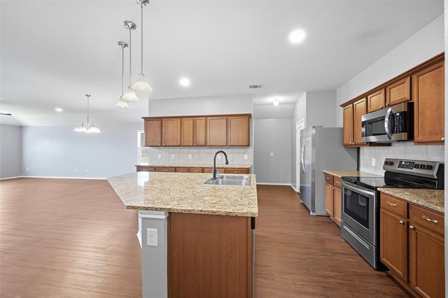 Building Photo - 1011 Riverstone Trl