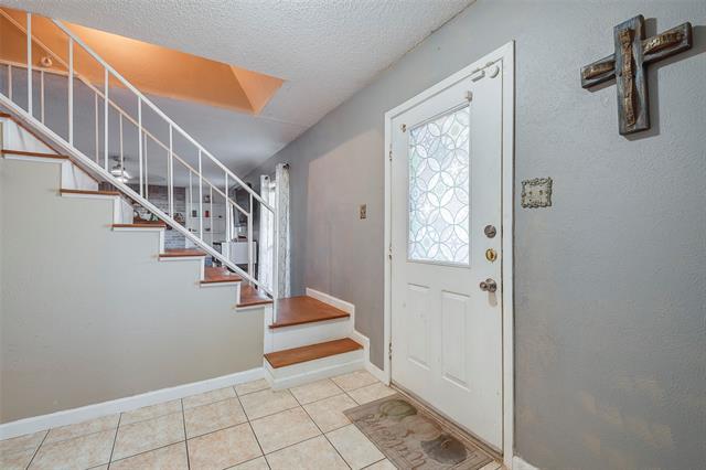 Building Photo - 706 Melissa Ln