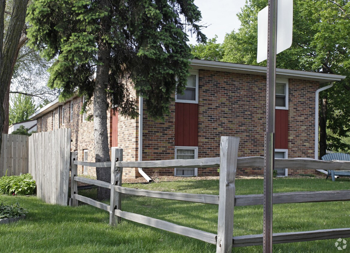 Building Photo - 1505 Eddy St