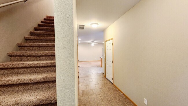 Foto del edificio - 24801 Talladega Rd