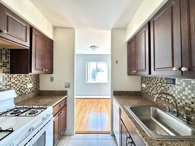 Foto del edificio - 5820 N Sheridan Rd