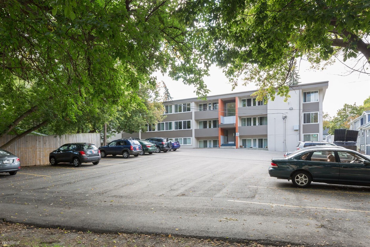 Building Photo - 3 br, 1.5 bath Apartment - 441 S 1st St