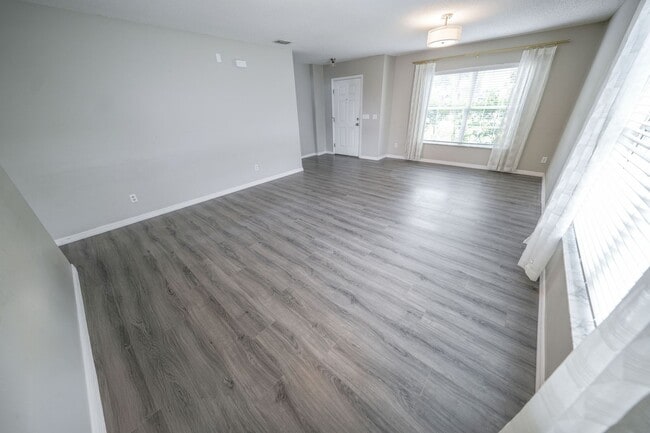 Photo - SPACIOUS 4 BEDROOM 2.5 BATH TWO STORY CLERMONT HOME