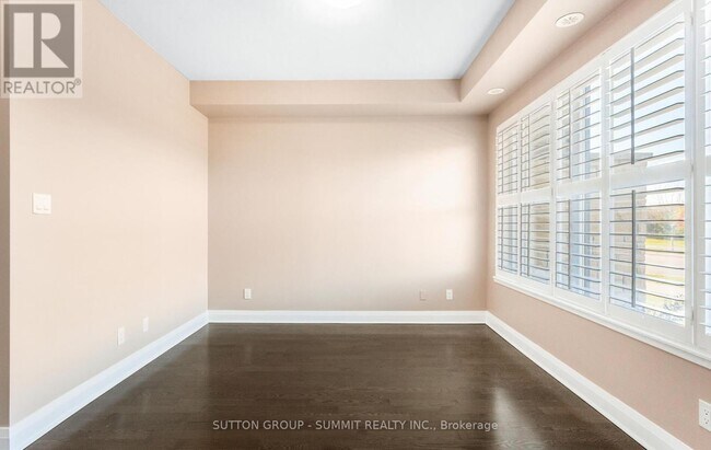 Photo du bâtiment - 70 Little Creek Rd