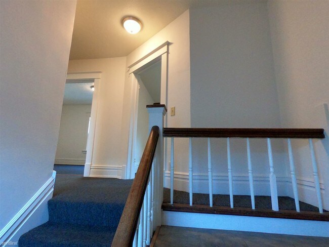 Building Photo - 2 br, 1 bath Apartment - 1128 Newell Pl, 2 2