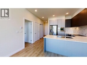 Building Photo - 1792 Starling Dr.