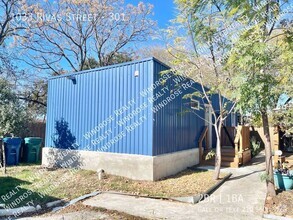 Building Photo - 1033 Rivas St