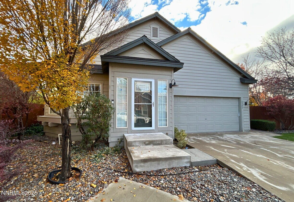 Foto principal - 5353 Desert Peach Dr