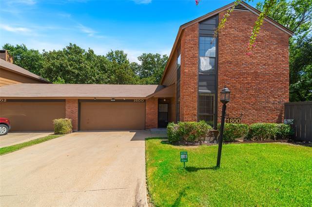 Building Photo - 1600 Brentwood Dr