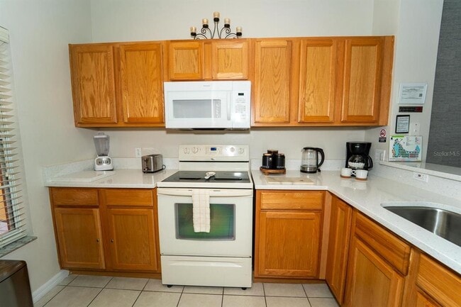 Building Photo - 8544 Bay Lilly Loop