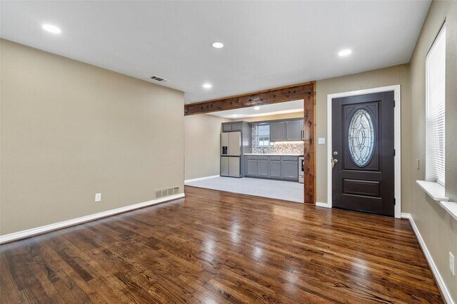Foto del edificio - 8714 Quinn St