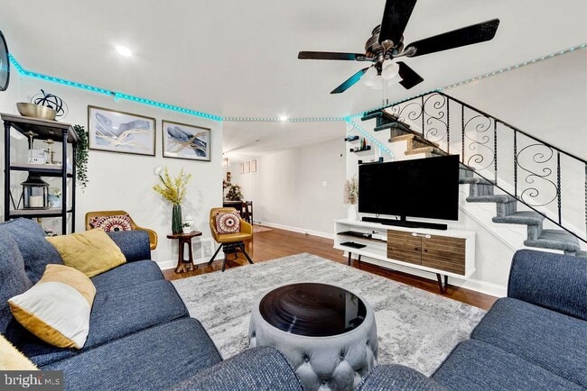 Foto del edificio - 945 Fariston Dr