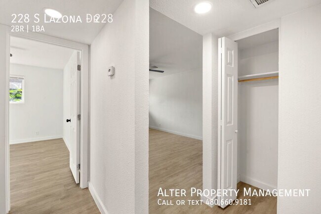 Foto del edificio - 228 S Lazona-228
