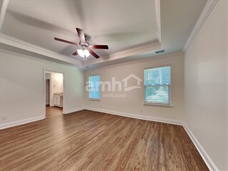 Foto del edificio - 1008 Theodore Rd