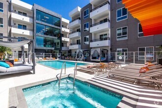 Building Photo - 7401 Lankershim Blvd