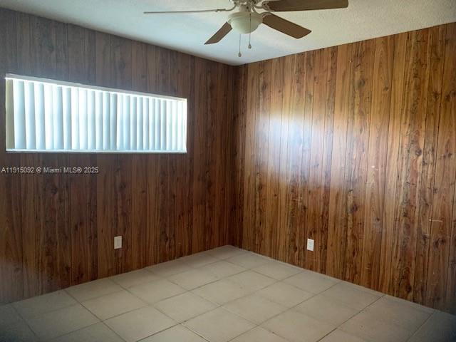 Foto del edificio - 4200 NW 3rd Ct