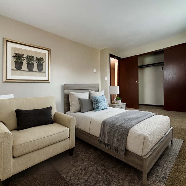 Building Photo - Townhome in West Milton!