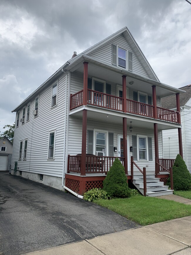 Building Photo - 15 Walcott St