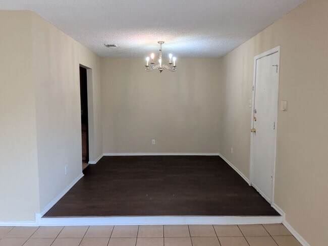 Building Photo - 4329 Segura Ct S