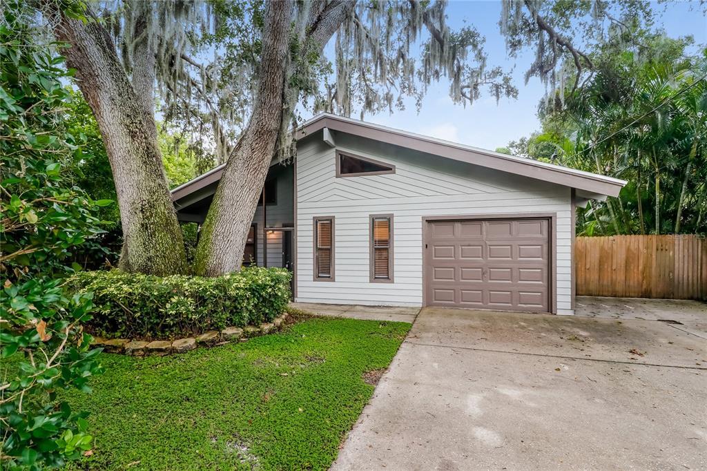 Foto principal - 2760 Hillsdale Ave