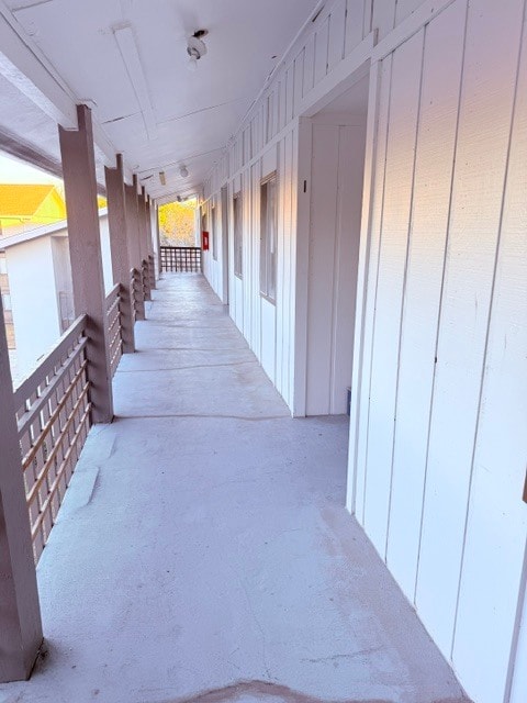 Building Photo - 6519 W Newberry Rd