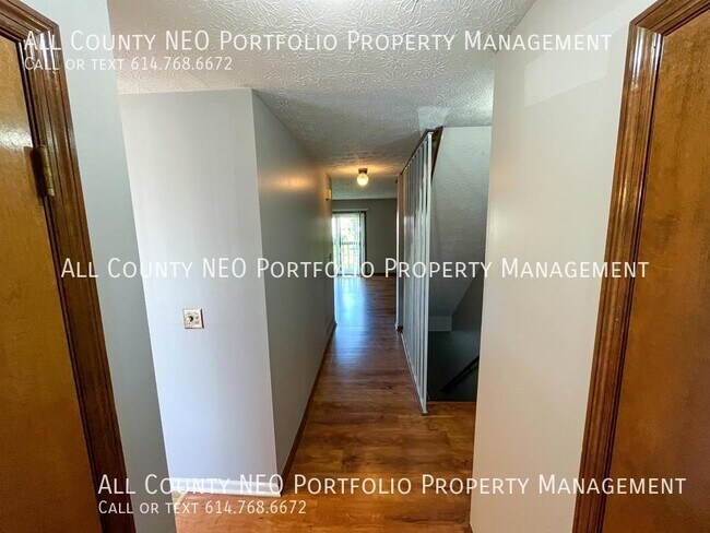 Building Photo - 2 Bed 1.5 Bath Condo in Dublin City Schools