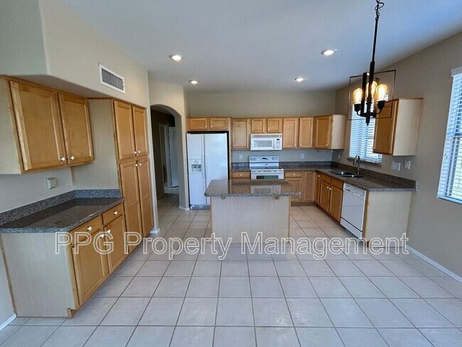 Building Photo - 17731 N Becke Ln