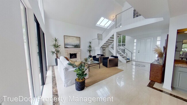 Foto del edificio - 3 br, 2.5 bath House - 18 Wellington Ct