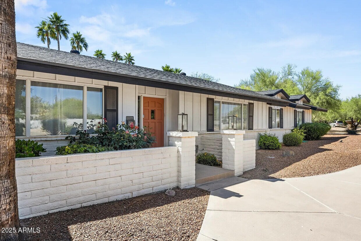 Foto principal - 10848 N 66th St