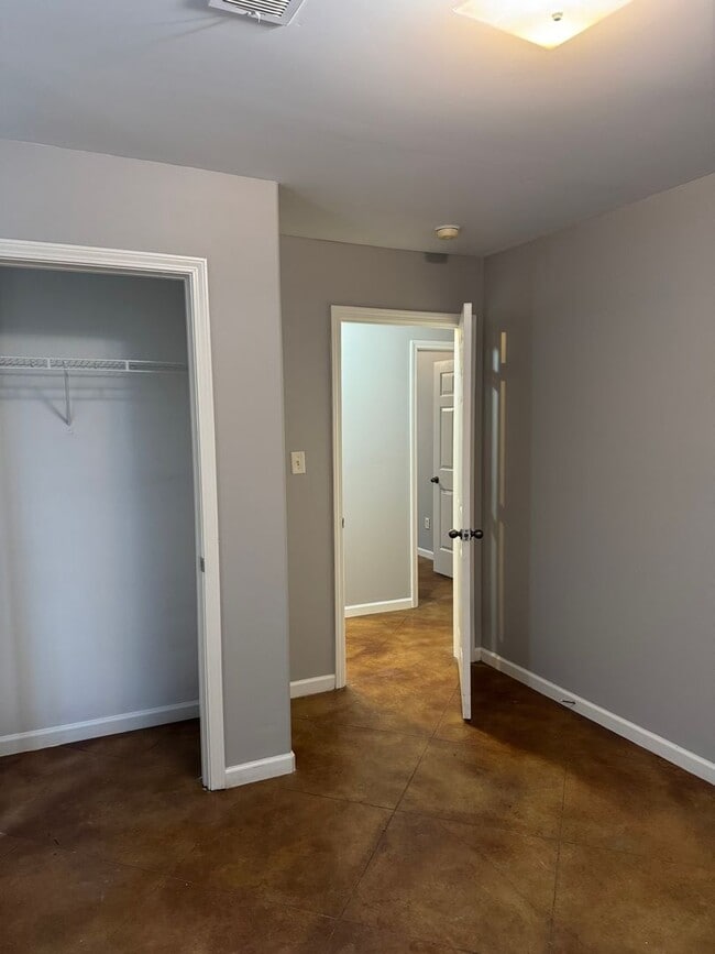 Foto del edificio - 411 Bruce St