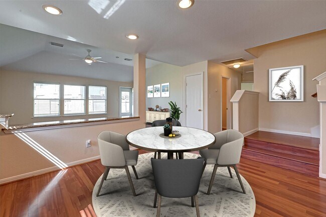 Foto del edificio - 9207 Colt Canyon Ln