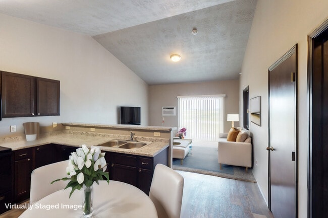 Unidad virtual escenificada - Prairie Trail Village Apartments & Townhomes