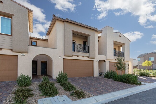 Building Photo - 2532 Vittora Pointe St