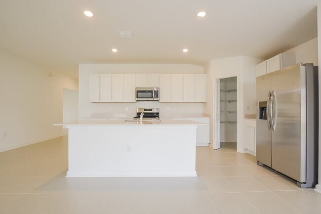 Foto del edificio - 1348 Blue Ash Ln